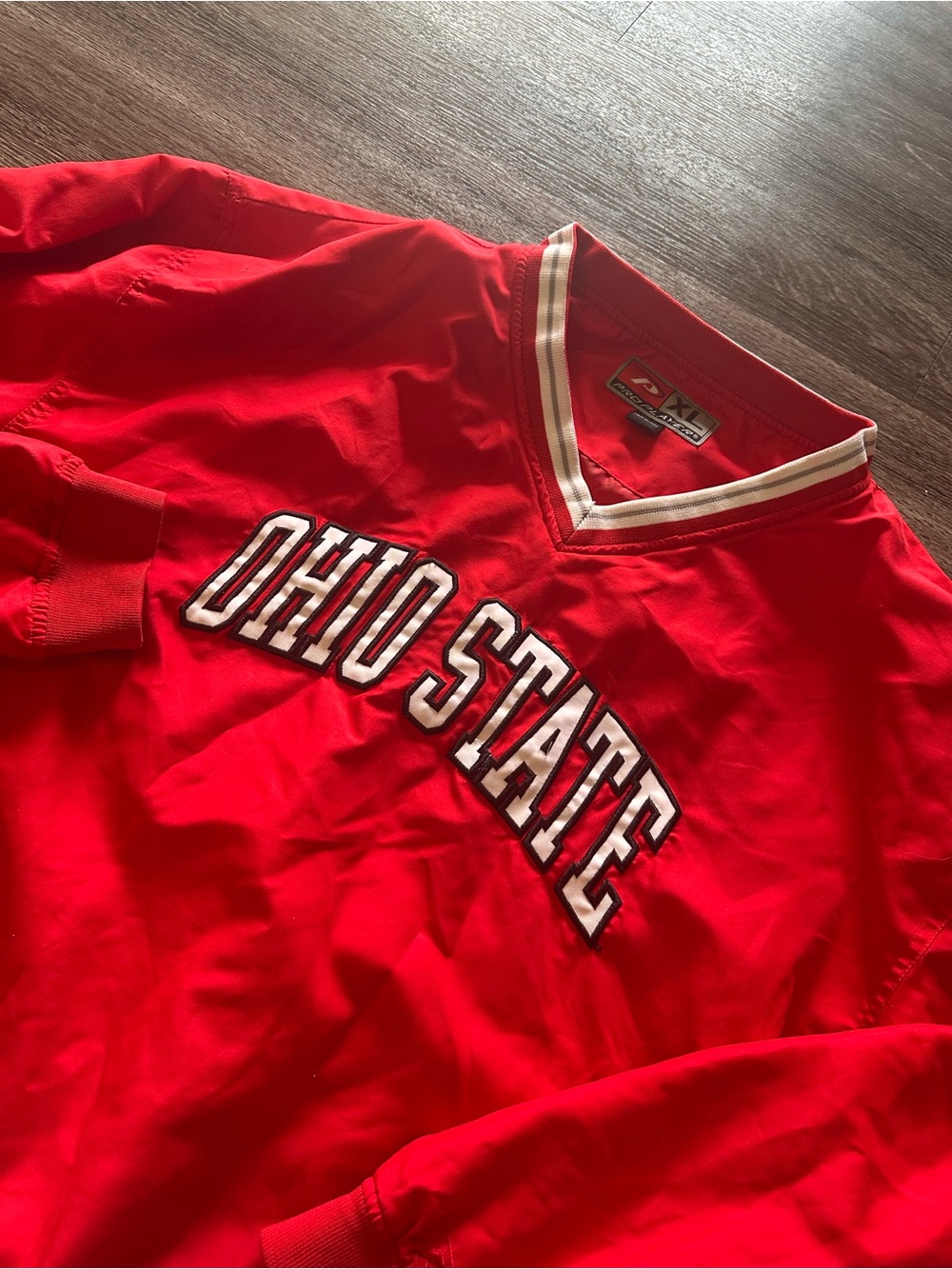 Pro Player Ohio State Buckeyes Red V-Neck Pullover Sweatshirt Men's XL